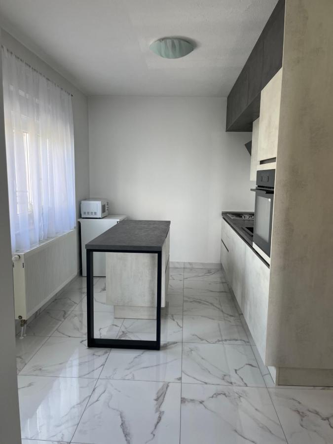 Apartments Nono Zengg Kültér fotó